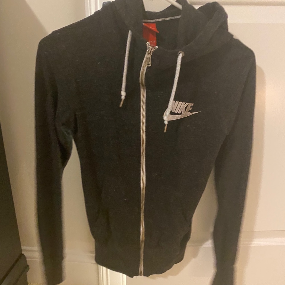 Nike sweatshirt